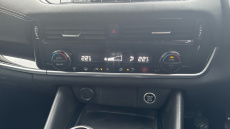 Nissan Qashqai 1.3 DiG-T MH N-Connecta 5dr Petrol Hatchback